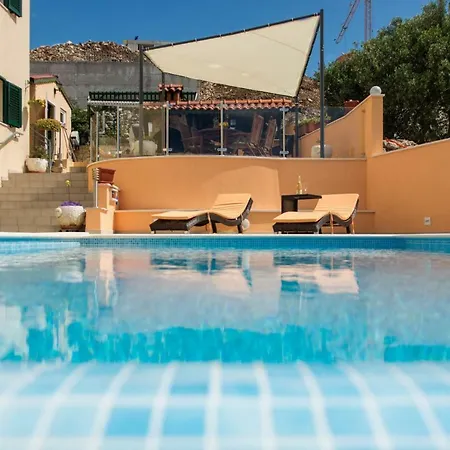Poolside House Nina Daire