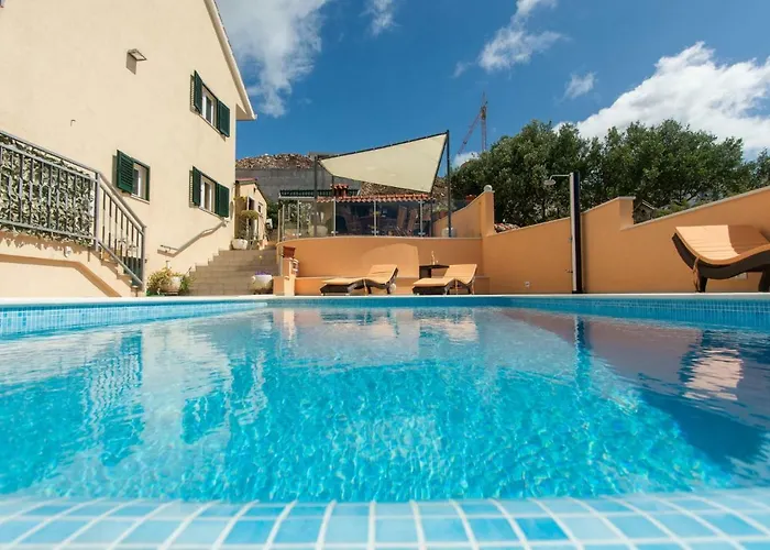 Poolside House Nina * Trogir