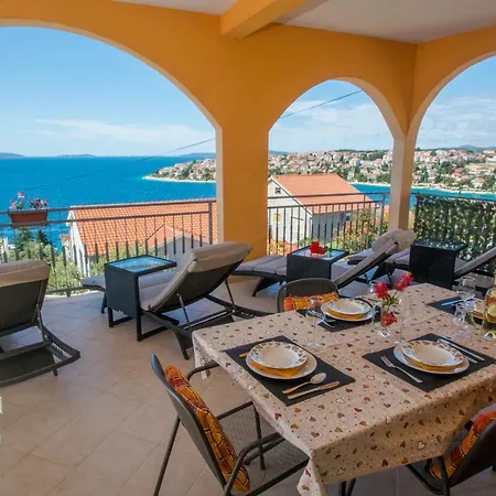 Poolside House Nina Trogir