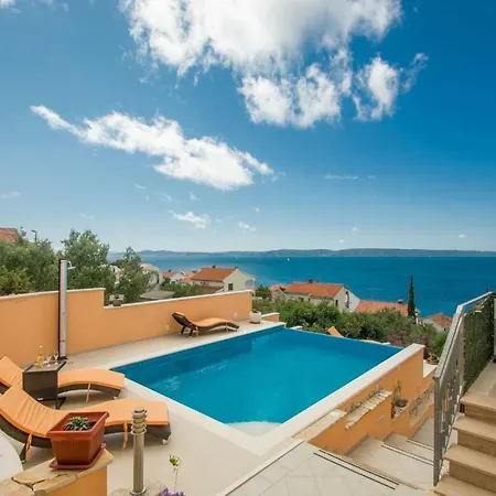 Poolside House Nina * Trogir