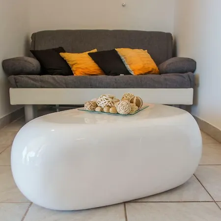 Poolside House Nina Trogir